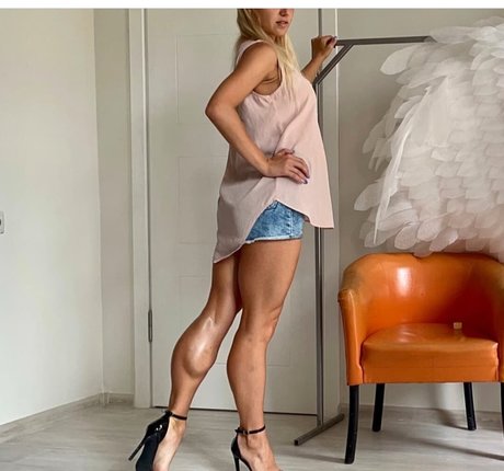 Gloria Legs