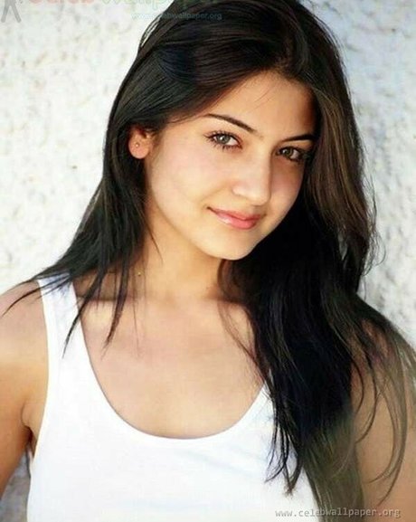 Anushka Sharma OnlyFans 유출 누드 사진