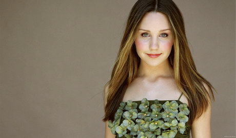 Amanda Laura Bynes