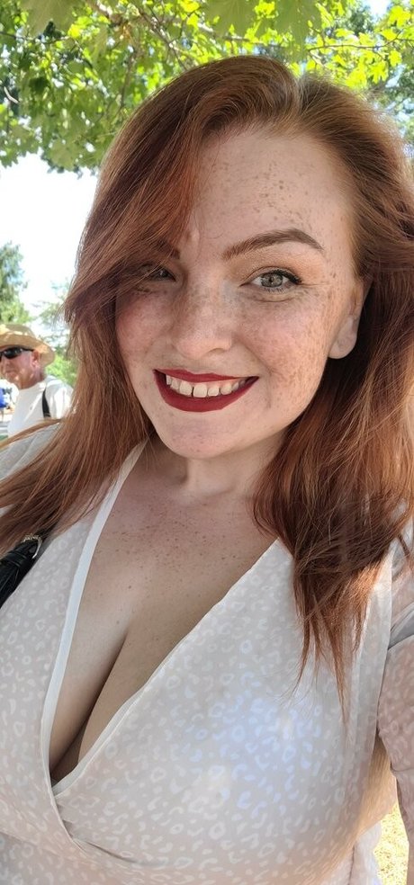 Обнаженная фотография утечки OnlyFans от Specklesoffreckles