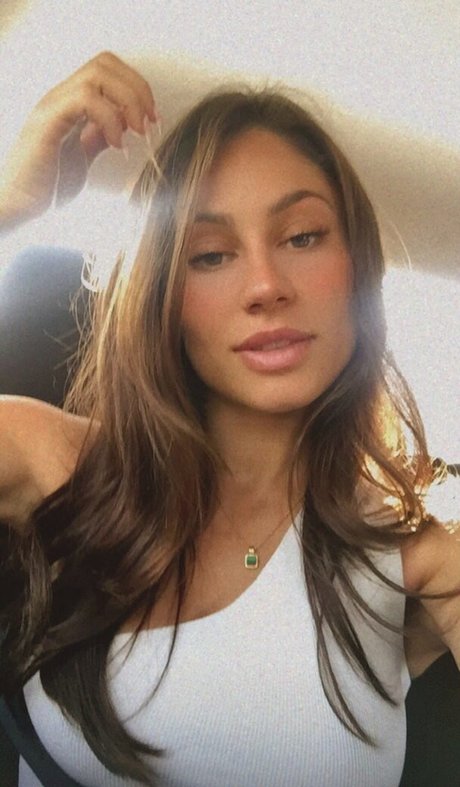 Naken läckt OnlyFans-bild av Madison Cortesano Nude