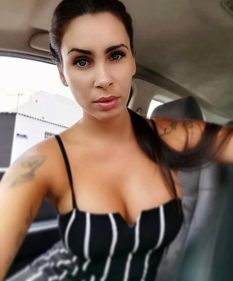 Laura Ghon