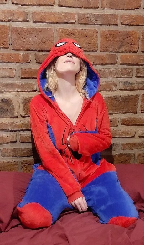 Naakte gelekte OnlyFans-foto van Lady Lemon