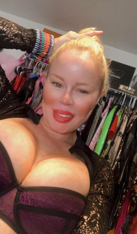 Nikki Delano