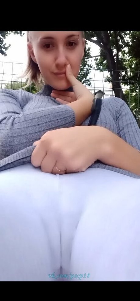 Naken läckt OnlyFans-bild av Chupa Chups