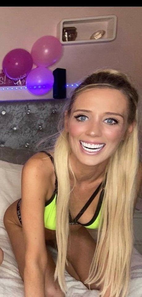 Nagie wyciekłe zdjęcie OnlyFans od Kirstybrightmore