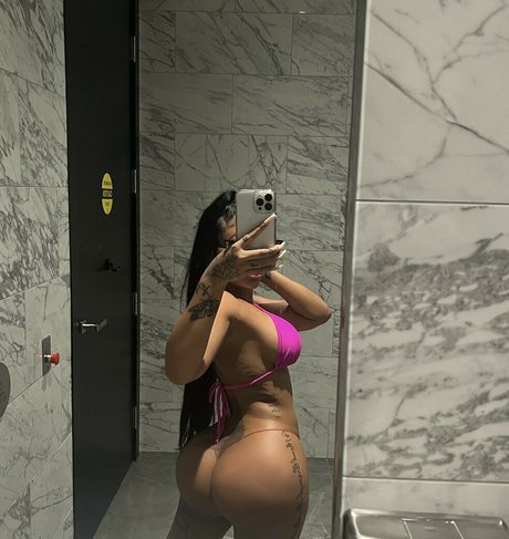 Обнаженная фотография утечки OnlyFans от Lissythedoll