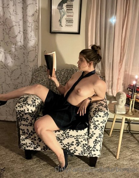 Naken läckt OnlyFans-bild av Bourbonformyalpacas