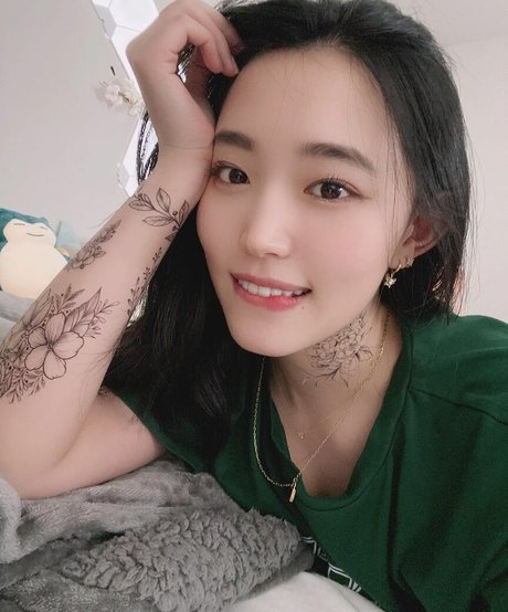 Yoojin