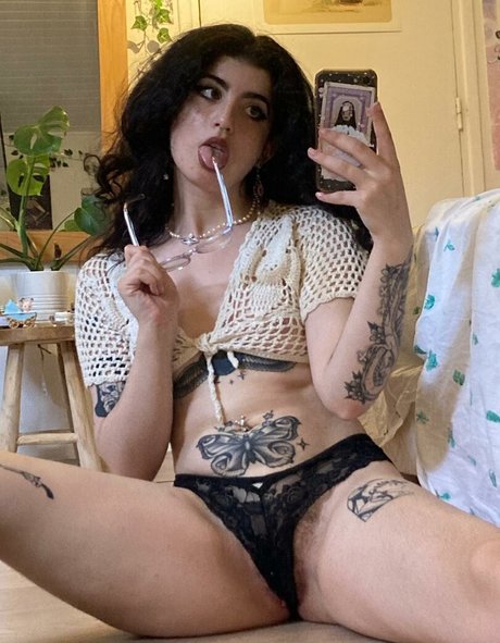 Nagie wyciekłe zdjęcie OnlyFans od Crucifairy