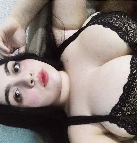Naken läckt OnlyFans-bild av Danis Danielle Azevedo