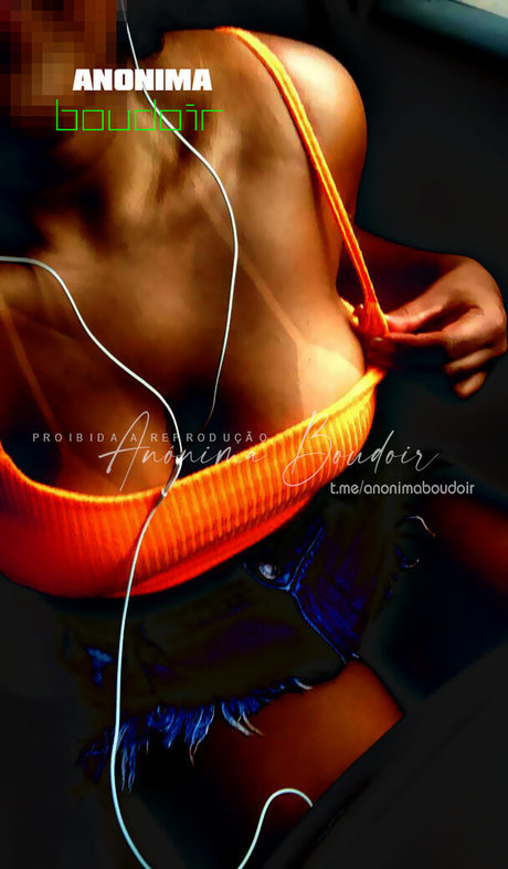 Anonima Boudoir