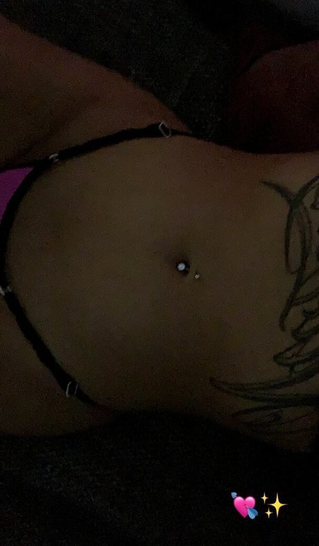 Alaston vuotanut OnlyFans-kuva Merci Bujdoso