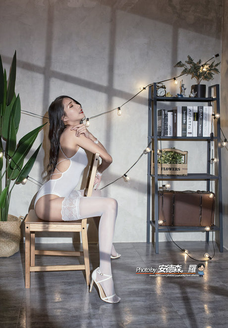 Anita Feifei11111