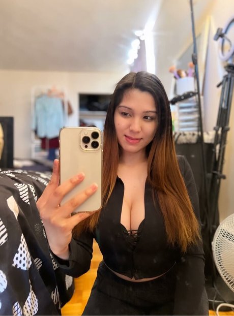 Foto nua vazada do OnlyFans de Sabrina Chelsiee Cargo