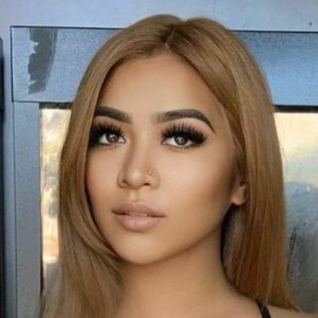 Naken läckt OnlyFans-bild av Vialoraine