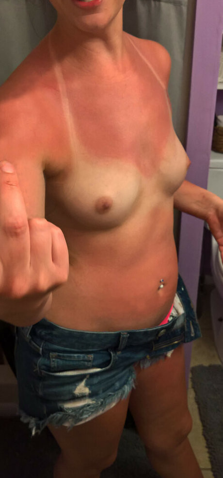 Foto nua vazada do OnlyFans de Broomtrail