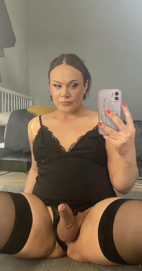 Nøgent lækket OnlyFans-billede af Beaubellaxo