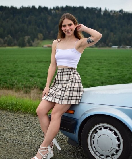 Naken läckt OnlyFans-bild av Petitebbpeach