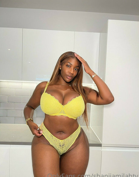 Foto nua vazada do OnlyFans de Shani Jamilah