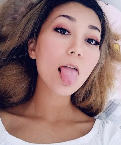 Naken läckt OnlyFans-bild av Aveyas