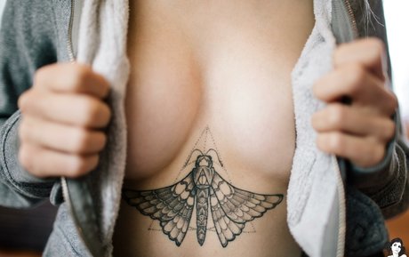 Naken läckt OnlyFans-bild av Lunarsuicide