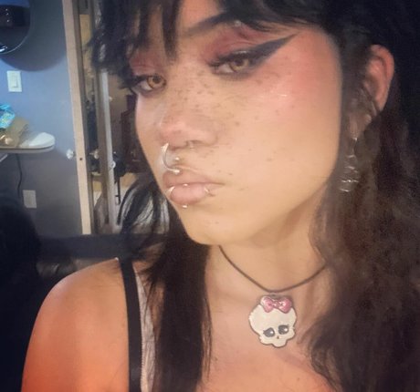 Naken lekkede OnlyFans-bilde av Saintsgoth