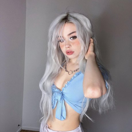 Naken läckt OnlyFans-bild av Sugoimeg