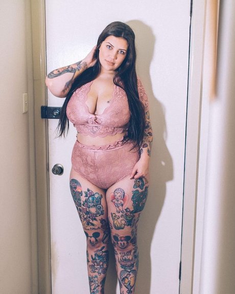 Nikki Hunter