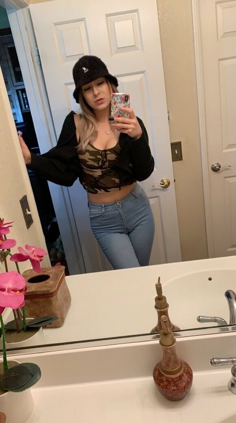 Mariahpinkkitty