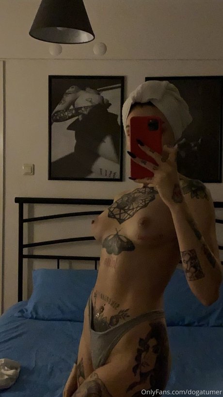 Nahá fotka uniklých OnlyFans od Dogatumer