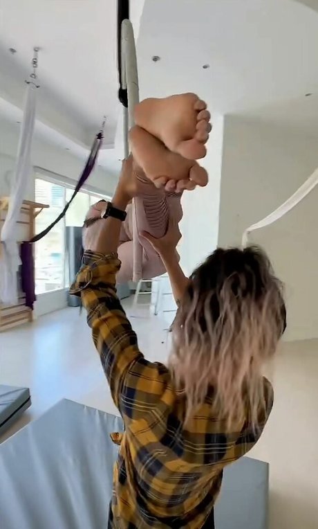 Alaston vuotanut OnlyFans-kuva Lana Rose