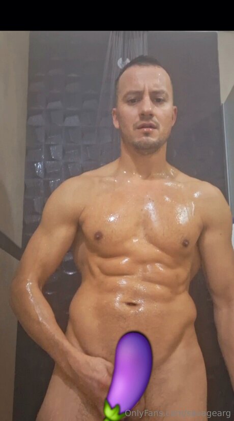 Naken läckt OnlyFans-bild av Savagearg