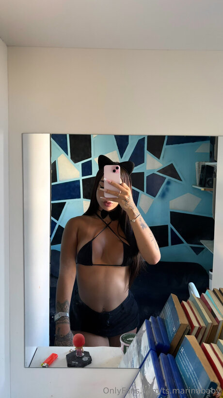 Naken läckt OnlyFans-bild av Ts Marinababy