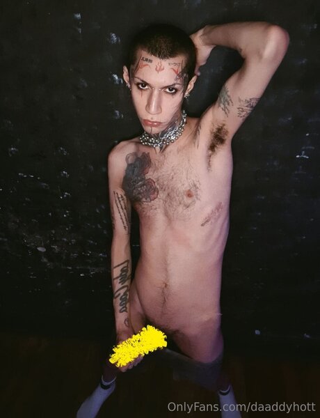 Naken läckt OnlyFans-bild av Daaddyhott