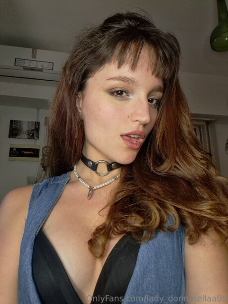 Naken läckt OnlyFans-bild av Lady Donnatellaa09