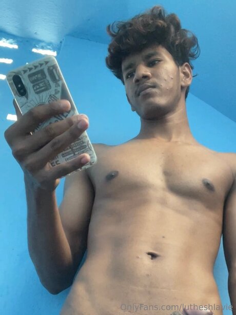 Nagie wyciekłe zdjęcie OnlyFans od Lutheshlavie