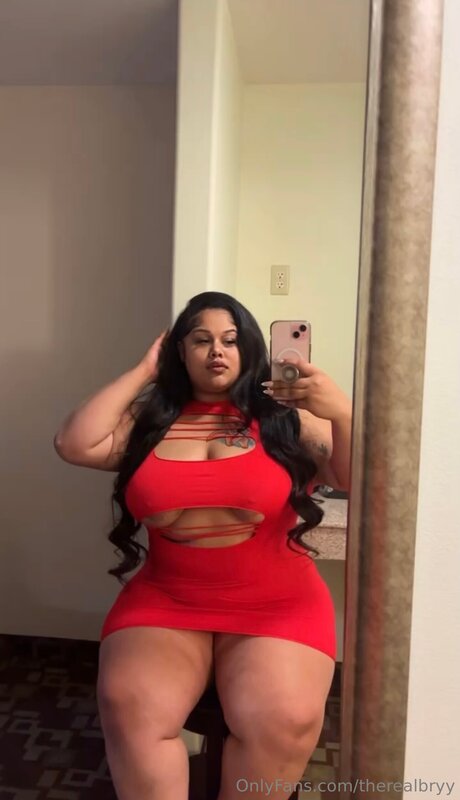 Naken läckt OnlyFans-bild av Therealbryy