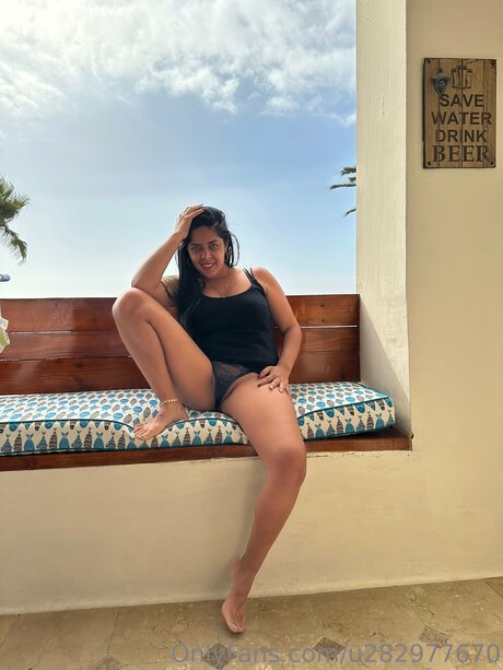 Naken läckt OnlyFans-bild av U282977670
