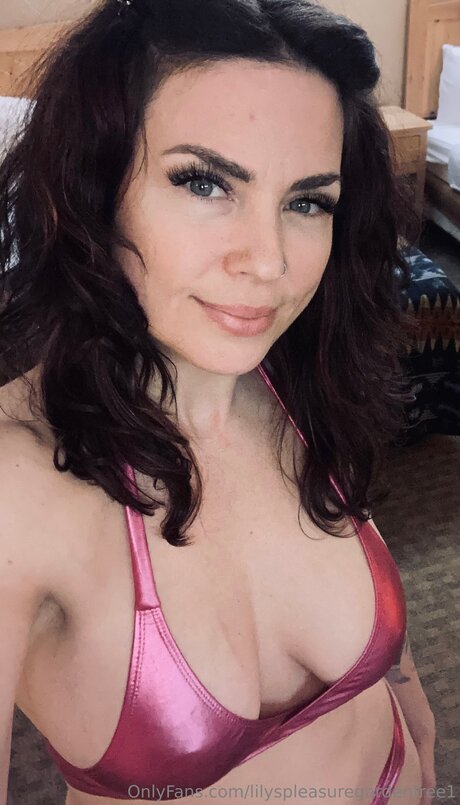 Nagie wyciekłe zdjęcie OnlyFans od Lilyspleasuregardenfree1
