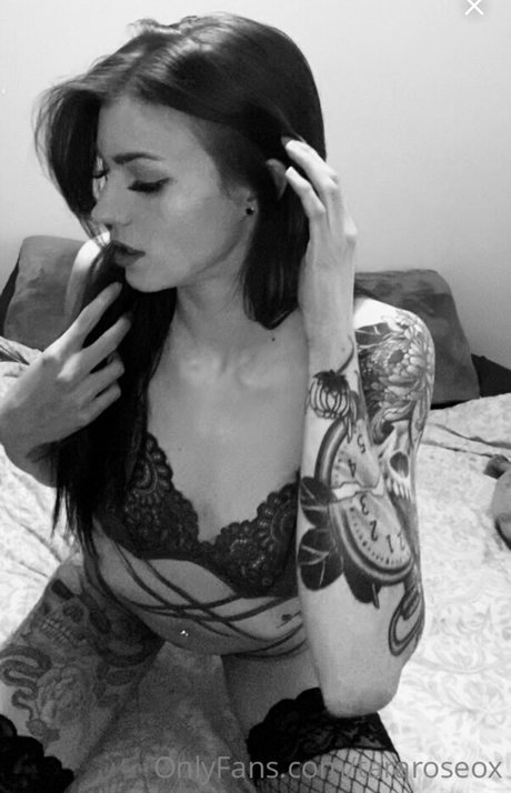 Tara Rose OnlyFans泄露裸照