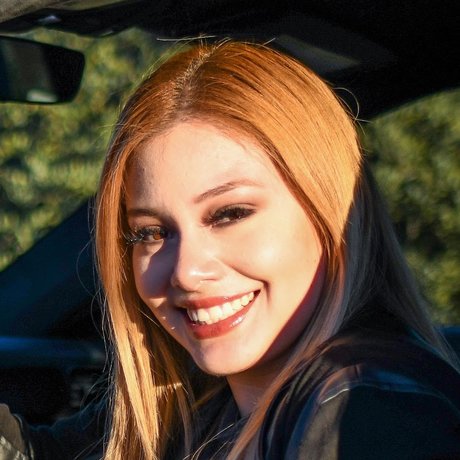 Foto nua vazada do OnlyFans de Woman Driver