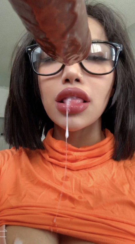 Обнаженная фотография утечки OnlyFans от The Asian Bunny