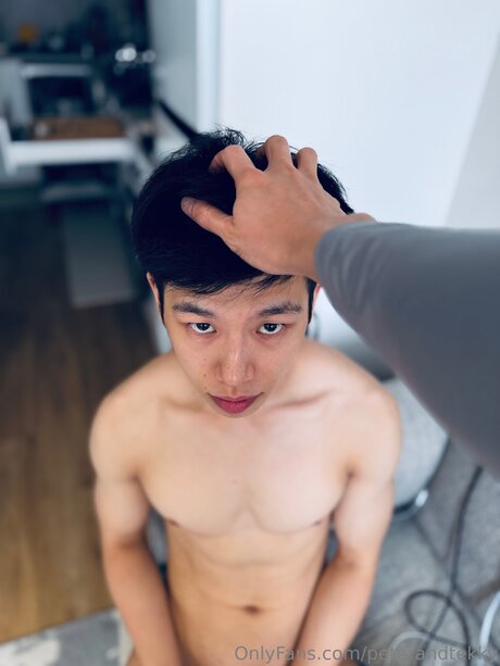 Naken läckt OnlyFans-bild av Peterandtekky