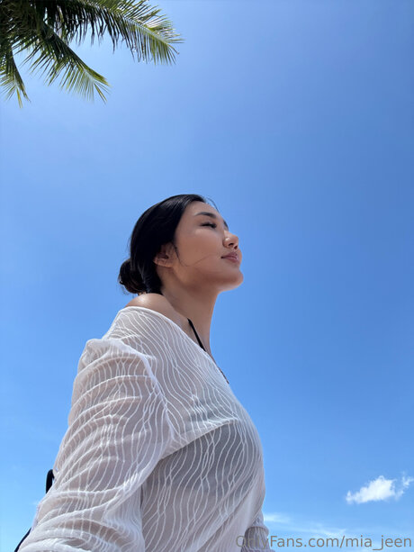 Mia Jeen