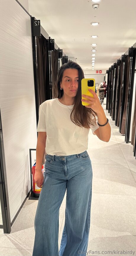 Foto nua vazada do OnlyFans de Kirabirdy