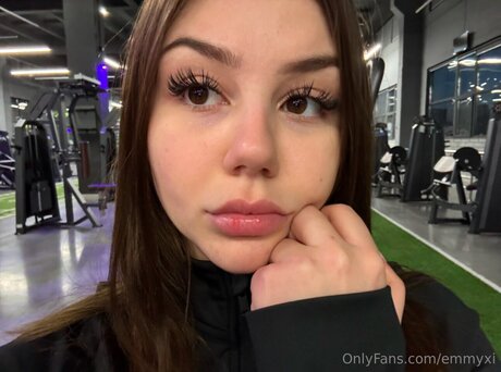 Naken läckt OnlyFans-bild av Emmyxi