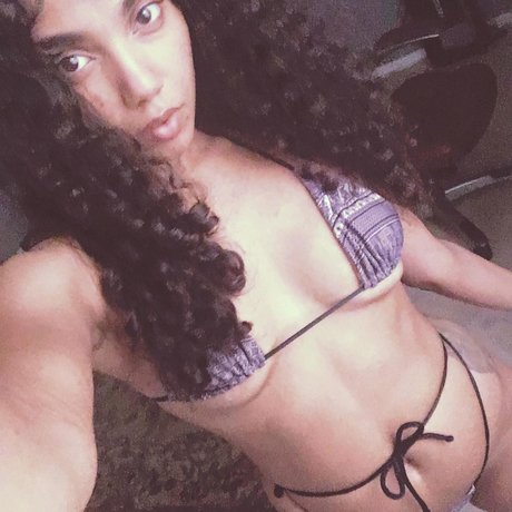 Foto nua vazada do OnlyFans de Sweet Lulu Tv