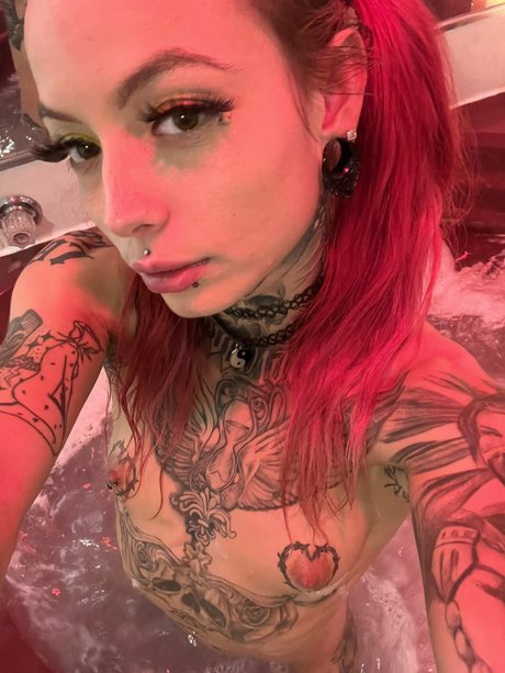Nøgent lækket OnlyFans-billede af Luna Extreme