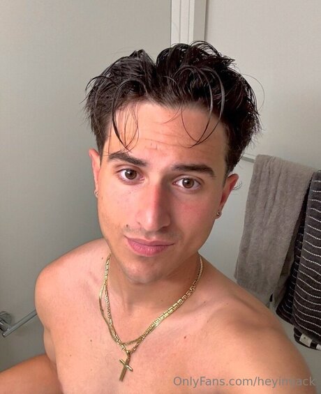 Naakte gelekte OnlyFans-foto van Heyimjack